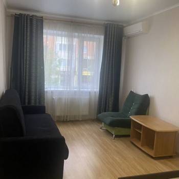 Продается 1-комнатная квартира, 38,3 м²