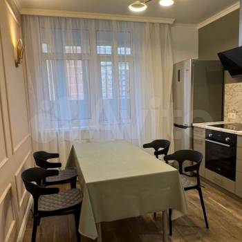 Сдается 1-комнатная квартира, 40,3 м²