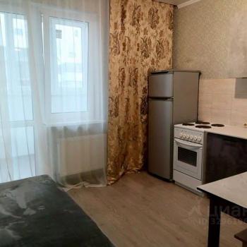 Сдается 1-комнатная квартира, 39 м²
