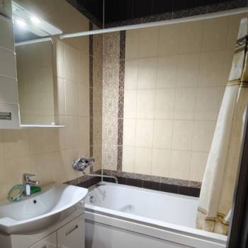 Сдается 2-х комнатная квартира, 58 м²