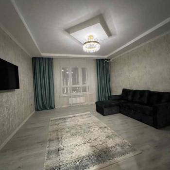 Сдается 2-х комнатная квартира, 75 м²