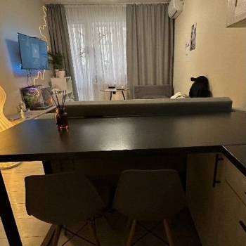Продается 1-комнатная квартира, 30 м²