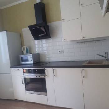 Сдается 1-комнатная квартира, 42 м²