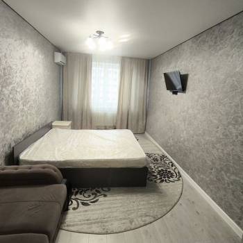 Сдается 1-комнатная квартира, 39 м²
