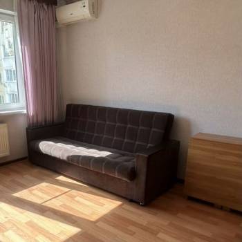 Сдается 1-комнатная квартира, 37,4 м²