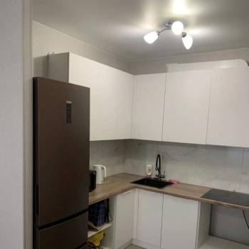 Продается 1-комнатная квартира, 36 м²