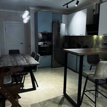 Продается 2-х комнатная квартира, 77,8 м²