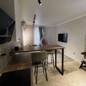 Продается 2-х комнатная квартира, 77,8 м²