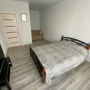 Продается 1-комнатная квартира, 36 м²