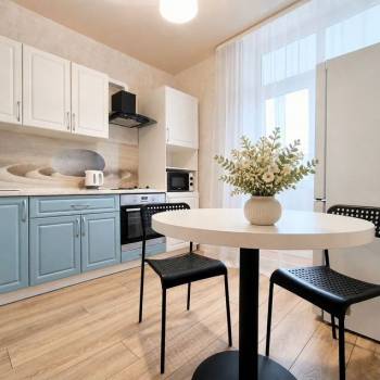Продается 1-комнатная квартира, 32 м²