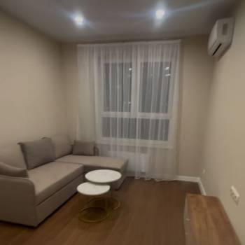 Продается 1-комнатная квартира, 40 м²