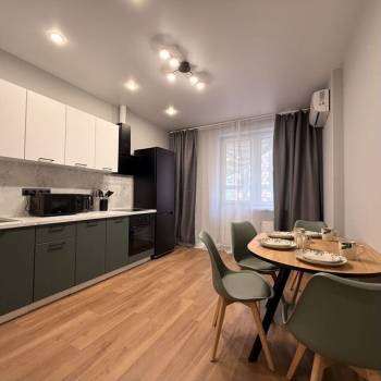 Продается 1-комнатная квартира, 47 м²