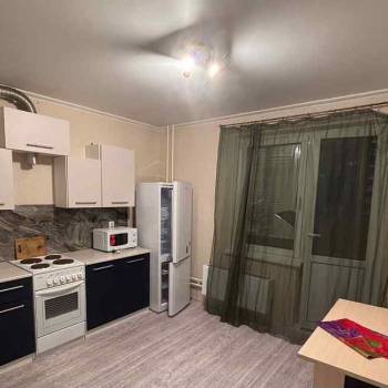 Сдается 1-комнатная квартира, 42 м²