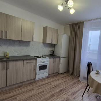 Сдается 1-комнатная квартира, 39 м²