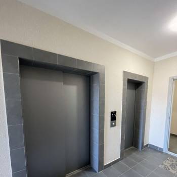 Продается 1-комнатная квартира, 40,5 м²