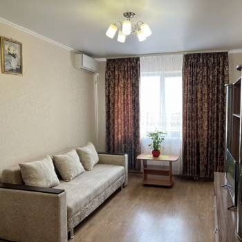 Сдается 1-комнатная квартира, 41 м²