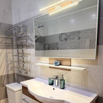 Сдается 2-х комнатная квартира, 65 м²