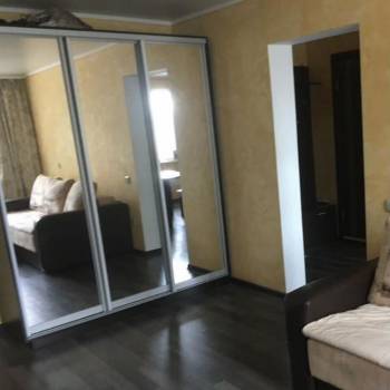 Сдается 1-комнатная квартира, 42 м²