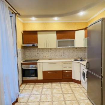 Сдается 2-х комнатная квартира, 78,7 м²