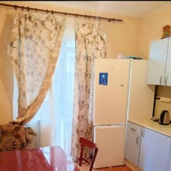 Продается 1-комнатная квартира, 35 м²