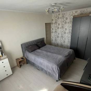 Продается 1-комнатная квартира, 34 м²