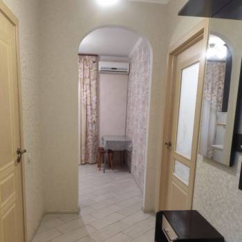 Сдается 1-комнатная квартира, 42 м²