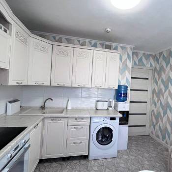 Продается 1-комнатная квартира, 37,4 м²