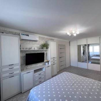 Продается 1-комнатная квартира, 37,4 м²