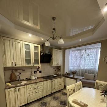 Сдается 1-комнатная квартира, 67 м²