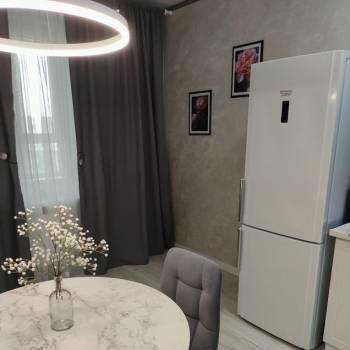 Продается 1-комнатная квартира, 43,6 м²