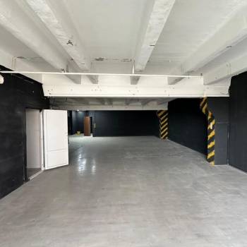 Сдается Нежилое помещение, 162 м²