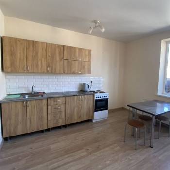 Сдается 2-х комнатная квартира, 58 м²