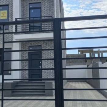 Продается Дом, 270 м²