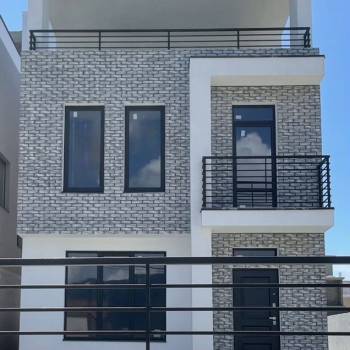 Продается Дом, 270 м²