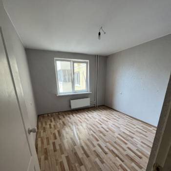 Сдается Многокомнатная квартира, 90 м²