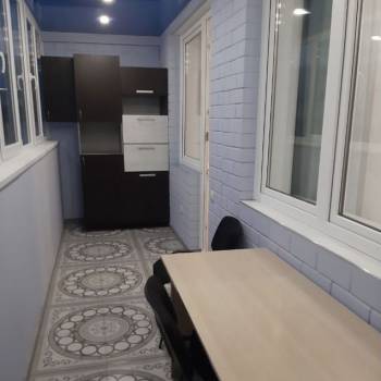 Сдается 1-комнатная квартира, 42 м²