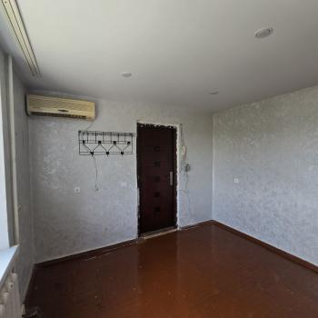 Продается 1-комнатная квартира, 13,6 м²