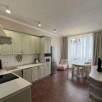 Сдается 2-х комнатная квартира, 78 м²