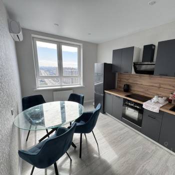 Сдается 2-х комнатная квартира, 66 м²