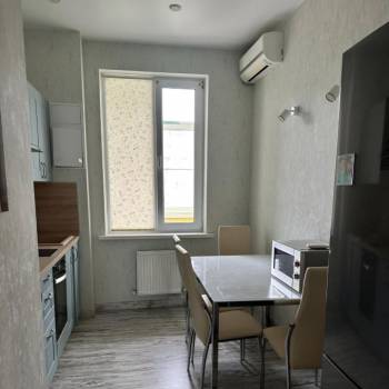 Сдается 1-комнатная квартира, 40,2 м²