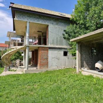 Продается Дом, 200 м²