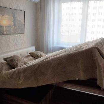 Сдается 1-комнатная квартира, 38 м²