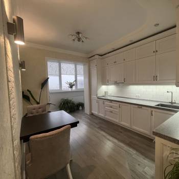 Продается 3-х комнатная квартира, 114 м²