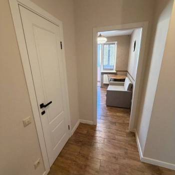 Продается 1-комнатная квартира, 40 м²