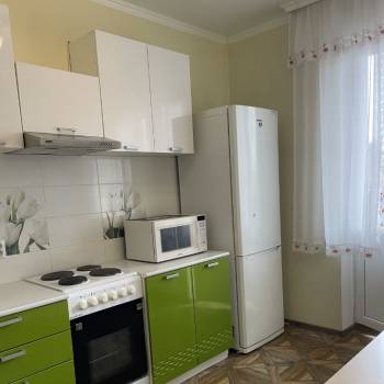 Сдается 1-комнатная квартира, 37 м²