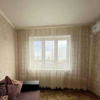 Сдается 1-комнатная квартира, 37 м²