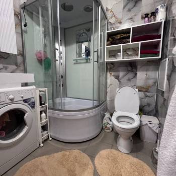 Продается 1-комнатная квартира, 45 м²