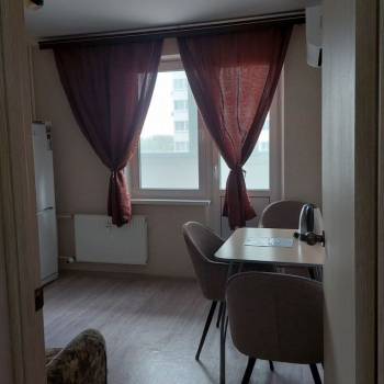 Сдается 1-комнатная квартира, 39 м²
