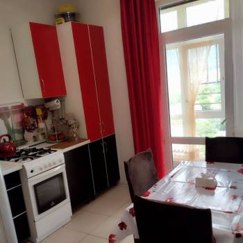 Продается 1-комнатная квартира, 47 м²