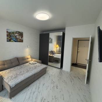 Продается 1-комнатная квартира, 40,6 м²